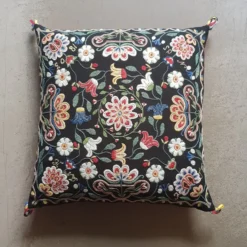 Agedyna med tulpaner, broderikit