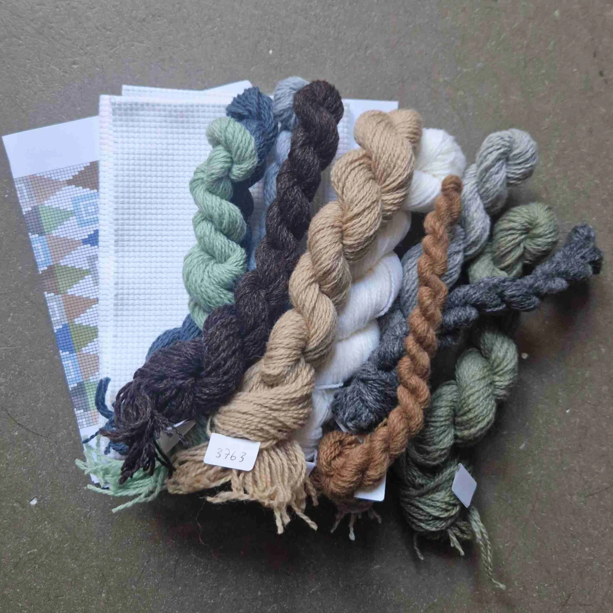 Birgittas Skogsglänta, broderikit