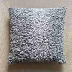 Fårskinnskudde 50 x 50 cm