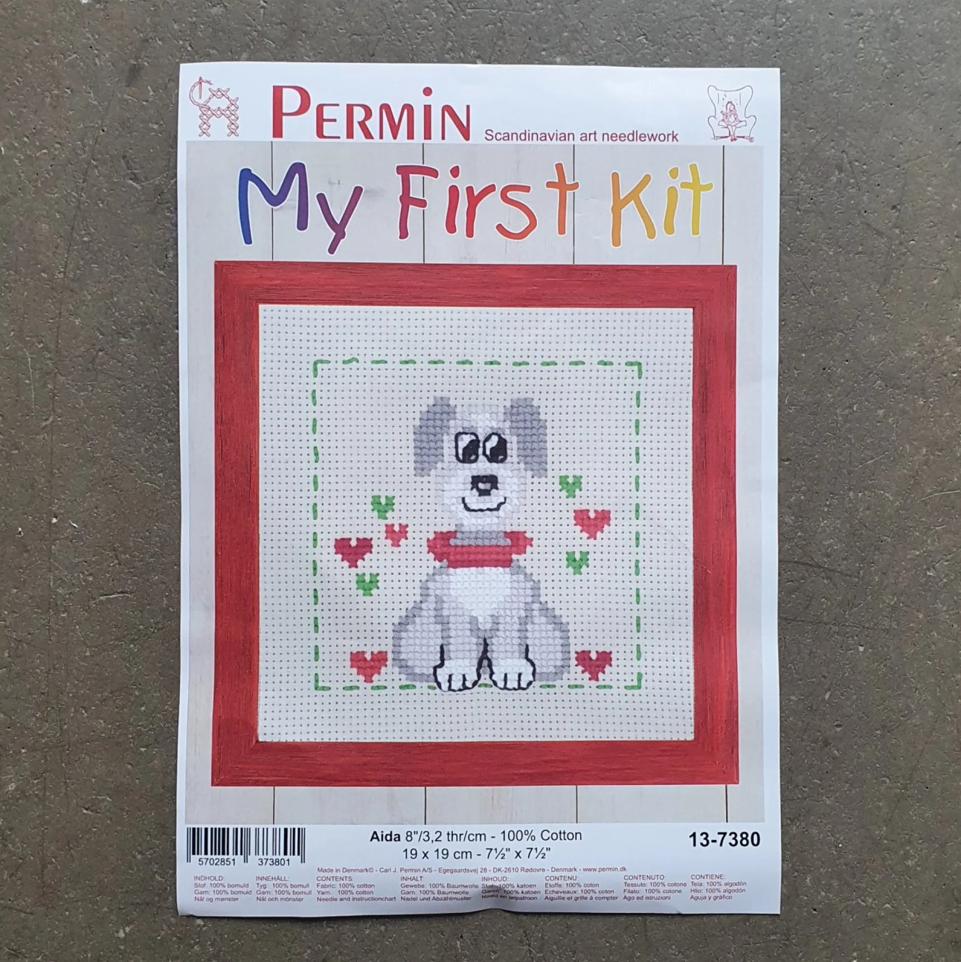 Hund, broderikit
