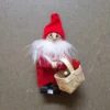 Jultomte med korg