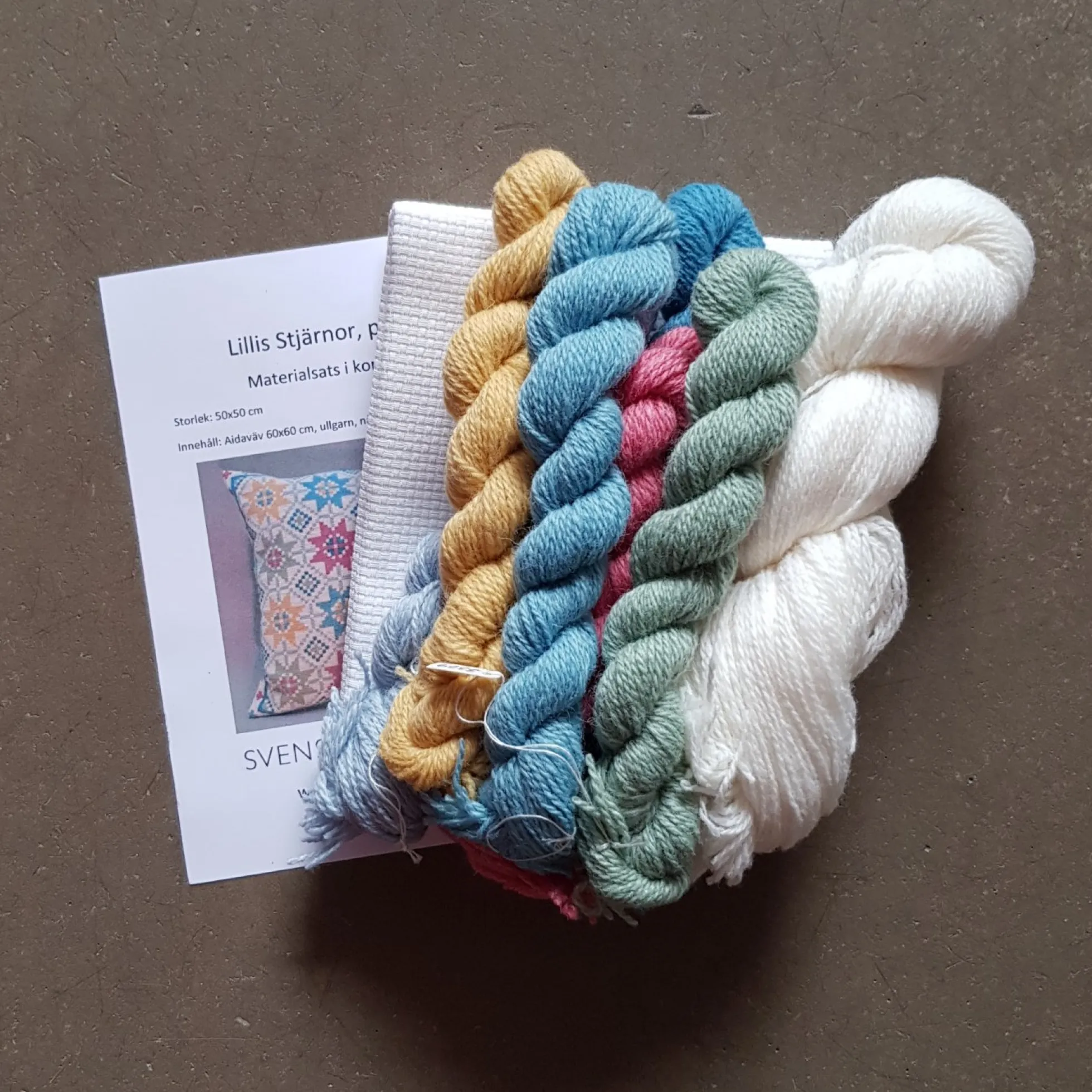 LillIs Stjärnor pastell, broderikit
