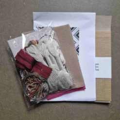 Lulu, broderikit börs