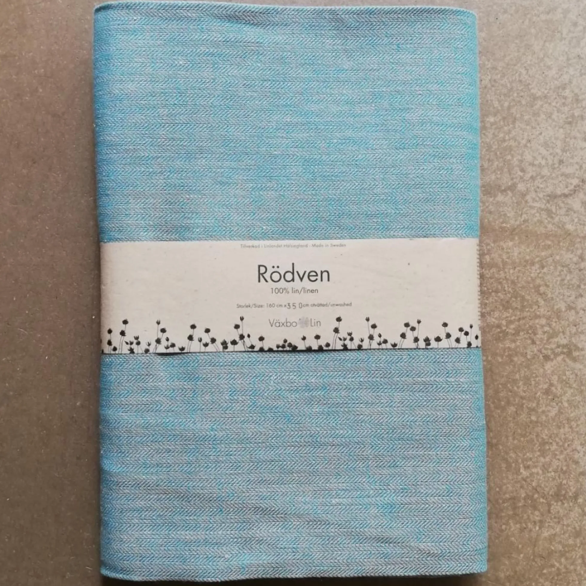 Rödven, turkos duk