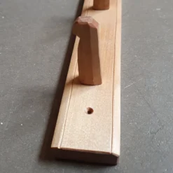 Slöjdade knopplister