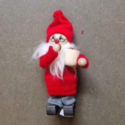 Tomte med pepparkakburk